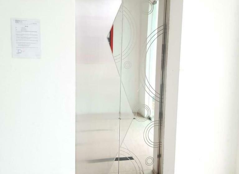 Hotel Oyo 90362 Camlodge Makmur 3