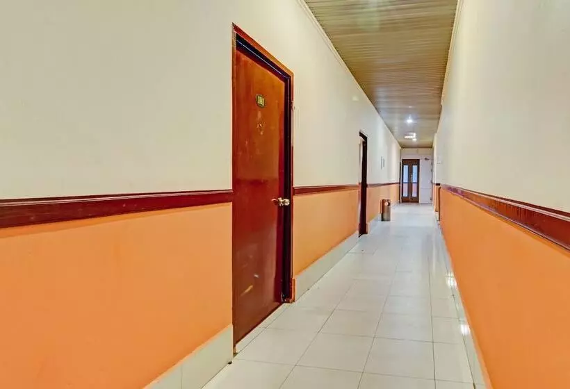 ホテル Oyo 90697  Wisata