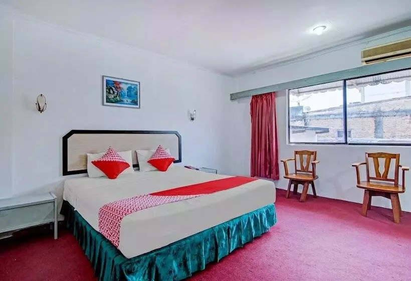 ホテル Oyo 90697  Wisata