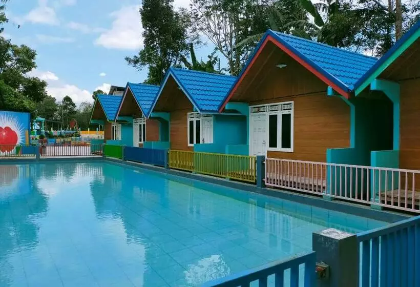 ホテル Waterpark & Villa Favour Pagar Alam