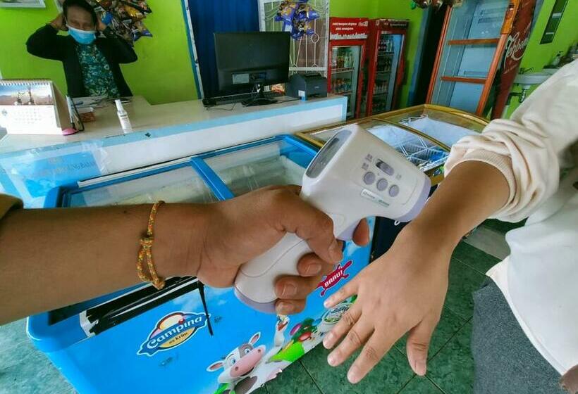 בית מלון כפרי Waterpark & Villa Favour Pagar Alam