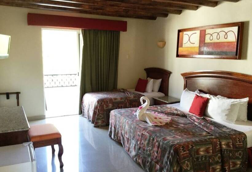 El Campanario Playa Del Carmen