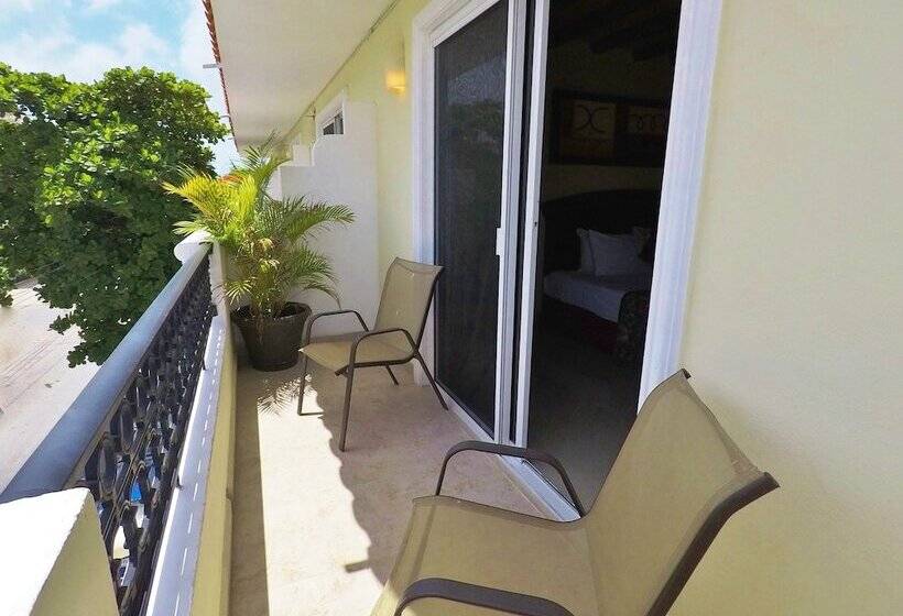 El Campanario Playa Del Carmen