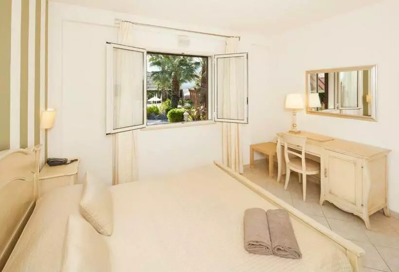 Отель Alcantara Resort Di Charme Adults Only