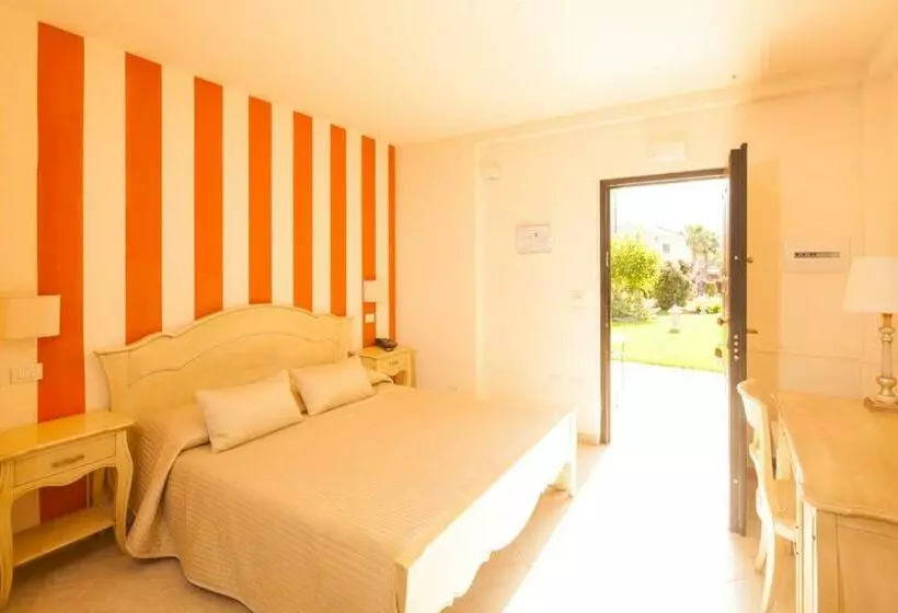 Отель Alcantara Resort Di Charme Adults Only