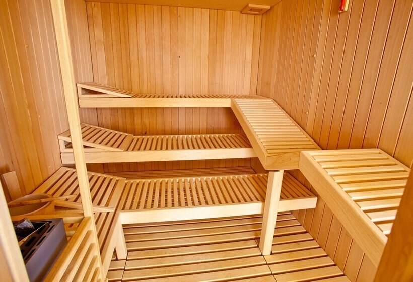 酒店 Breaking Business