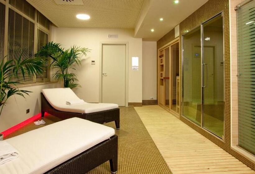 酒店 Breaking Business