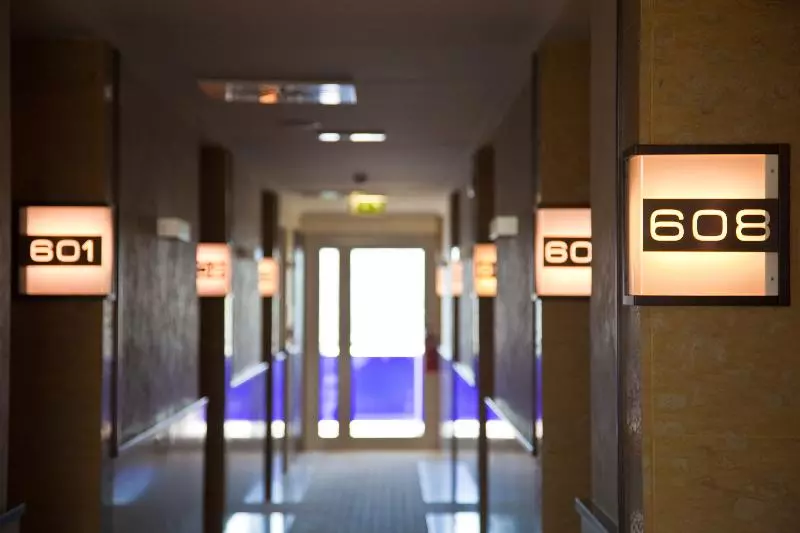 ホテル Breaking Business