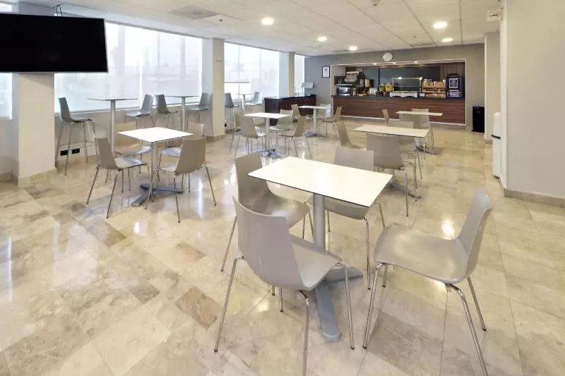 酒店 City Express By Marriott Saltillo Sur