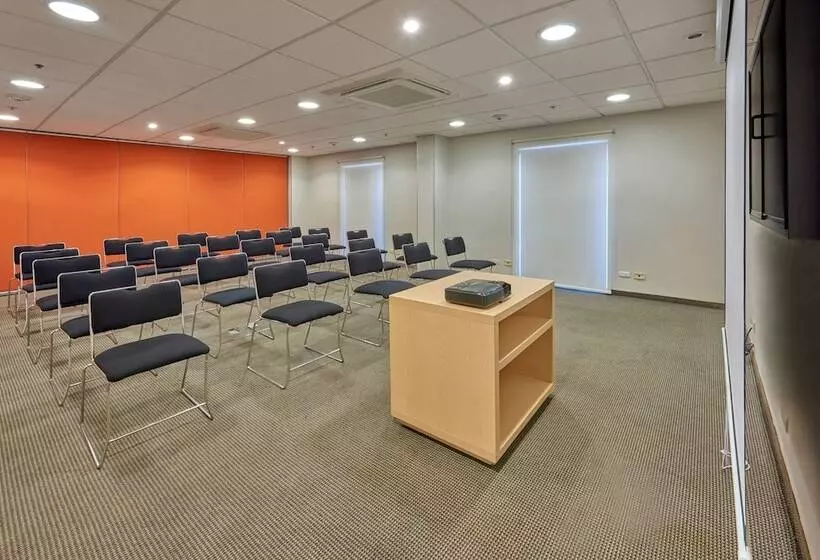 酒店 City Express By Marriott Saltillo Sur