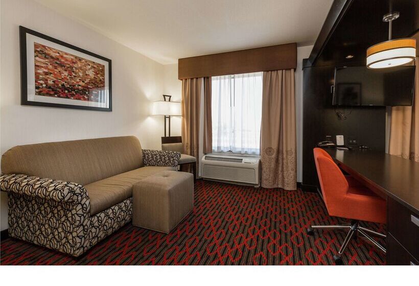 هتل Hampton Inn & Suites By Hilton Lethbridge