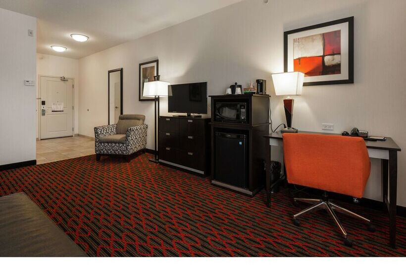هتل Hampton Inn & Suites By Hilton Lethbridge