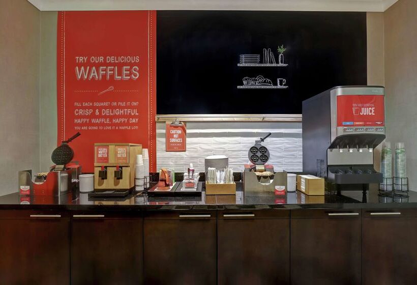 فندق Hampton Inn By Hilton Toronto Airport Corporate Centre