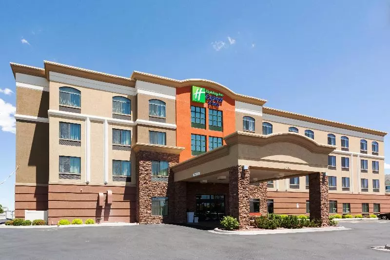 Holiday Inn Express Hotel & Suites Cheyenne, An Ihg