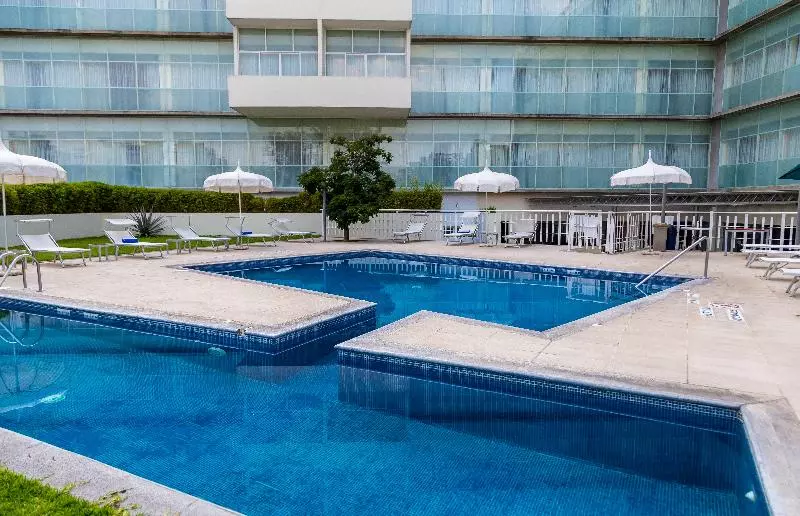 ホテル Holiday Inn Express Guadalajara Expo, An Ihg