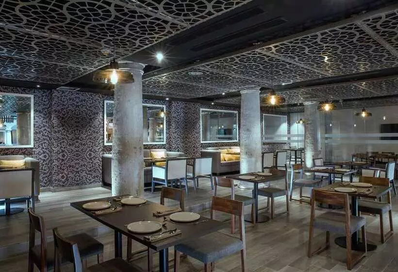 Отель Indigo Guadalajara Expo, An Ihg