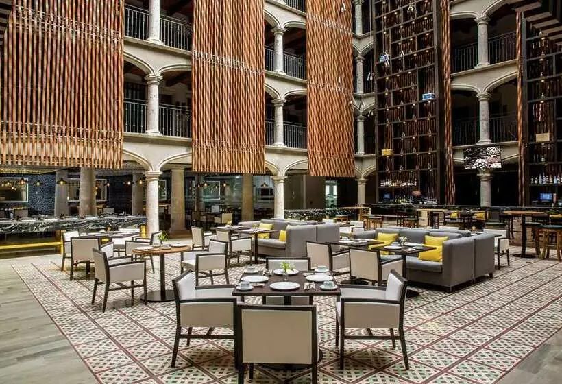 Отель Indigo Guadalajara Expo, An Ihg