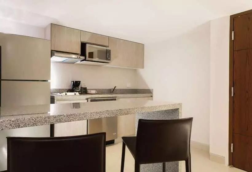 Отель Indigo Guadalajara Expo, An Ihg