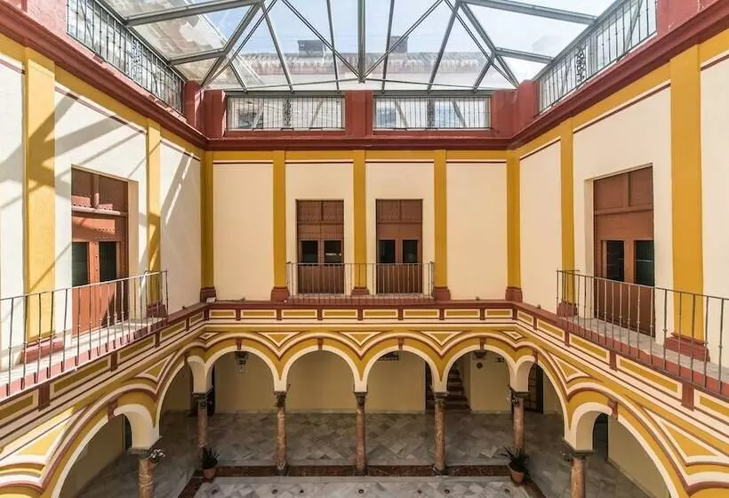 Отель Palacio Marques De Arizon
