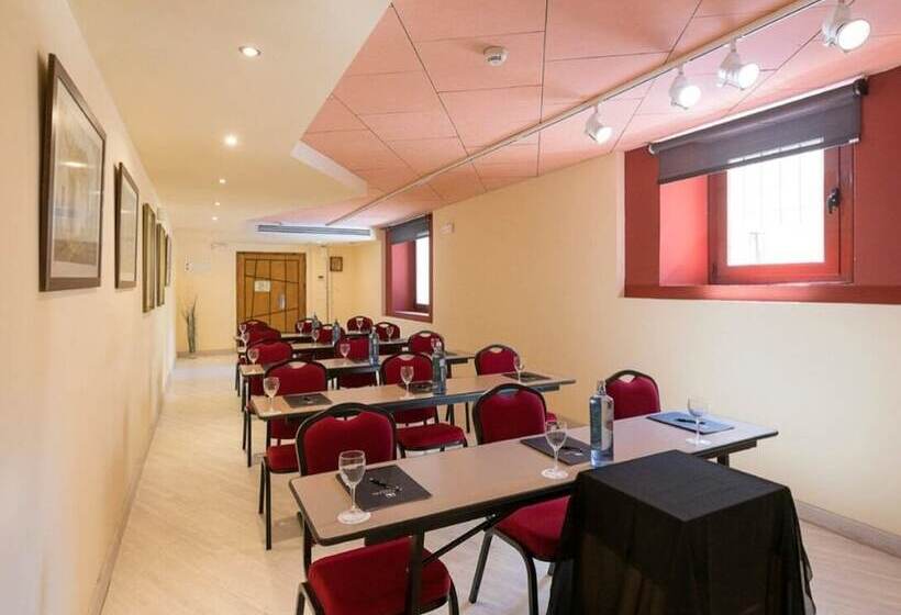 Hotelli Palacio Marques De Arizon