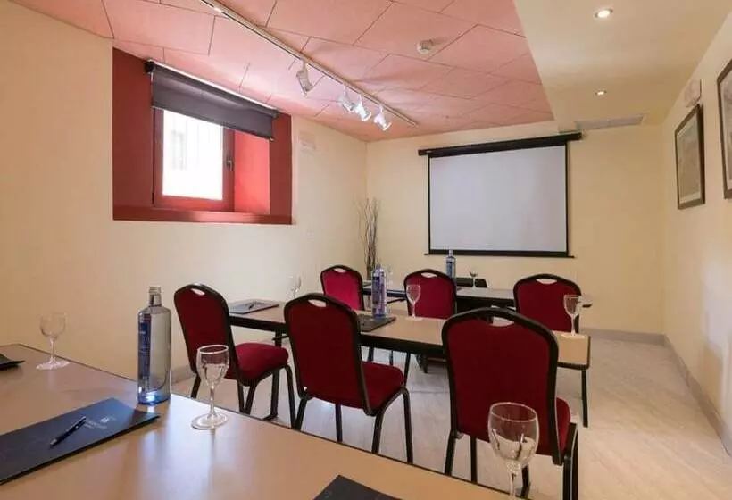 Отель Palacio Marques De Arizon