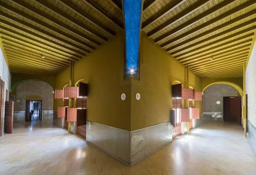 Отель Palacio Marques De Arizon