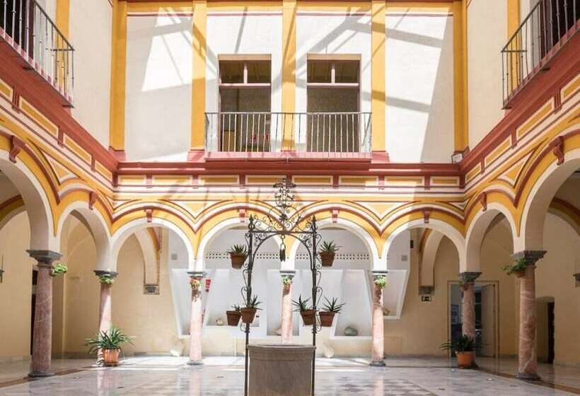 Hotelli Palacio Marques De Arizon