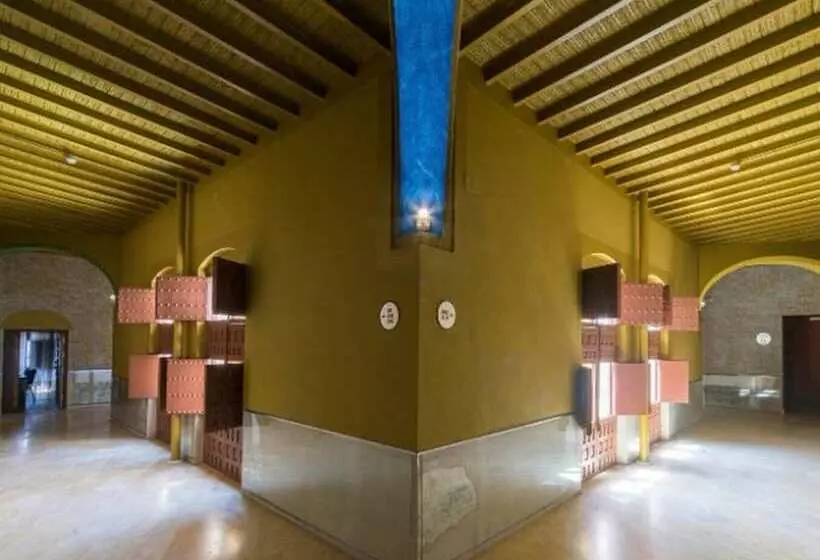 Отель Palacio Marques De Arizon