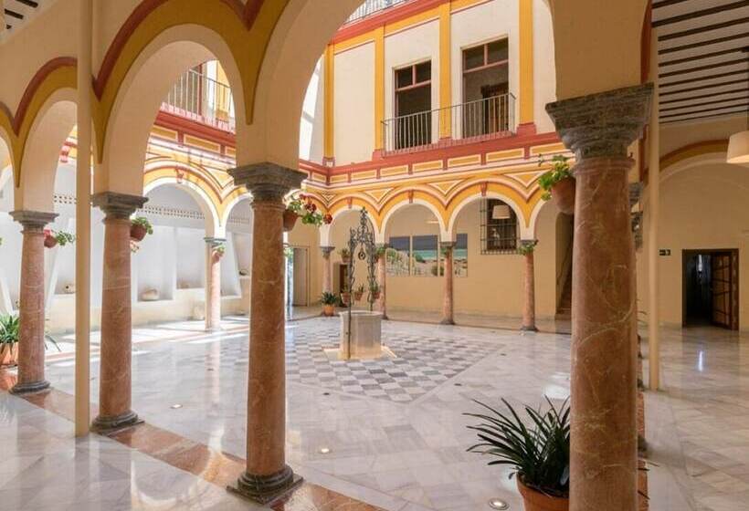 Hotelli Palacio Marques De Arizon
