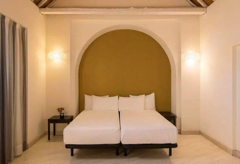 Отель Palacio Marques De Arizon