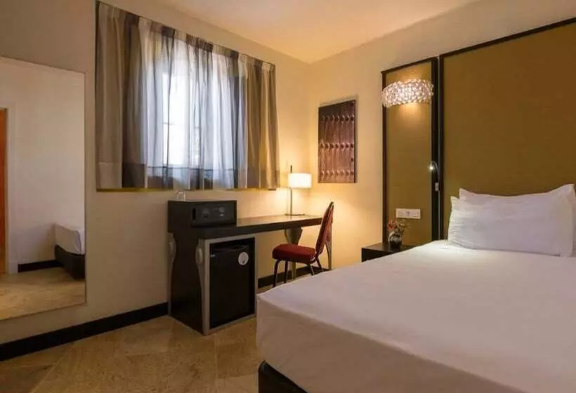 Отель Palacio Marques De Arizon