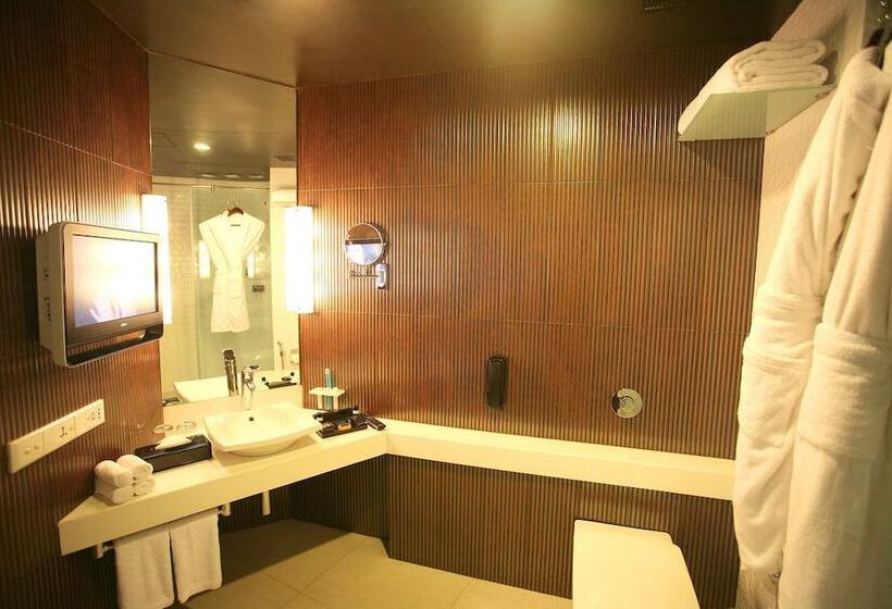 Отель Park Prime Kolkata