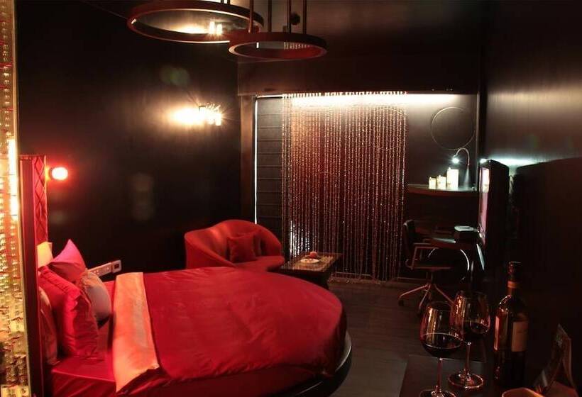 Отель Park Prime Kolkata