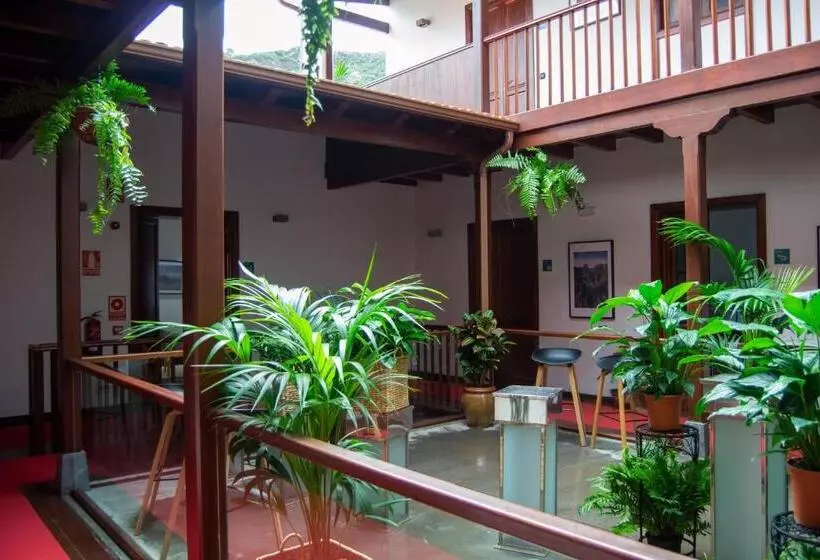 교외 호텔 Escuela Rural Casa Los Herrera