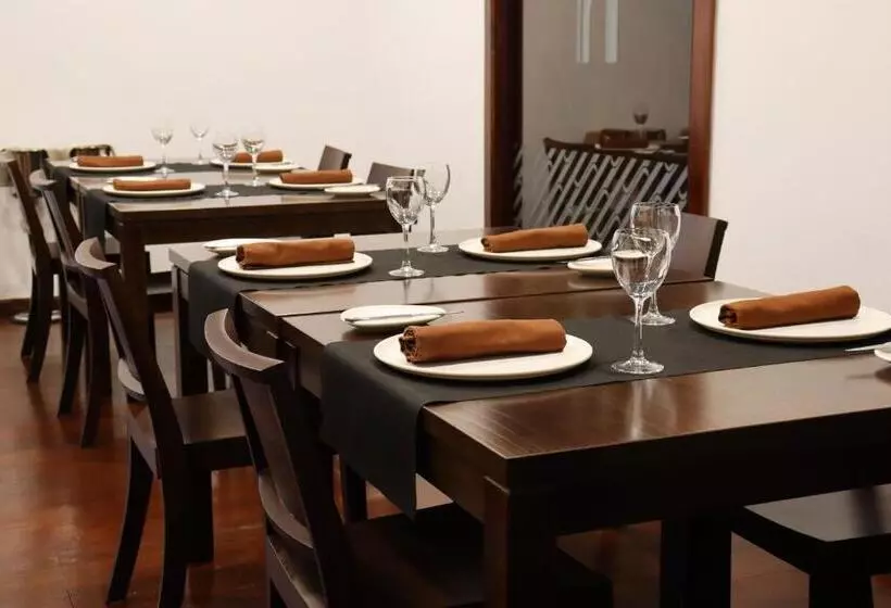 교외 호텔 Escuela Rural Casa Los Herrera