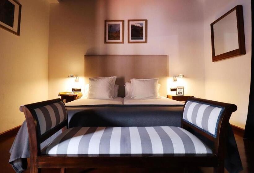 田舎風ホテル Escuela Rural Casa Los Herrera