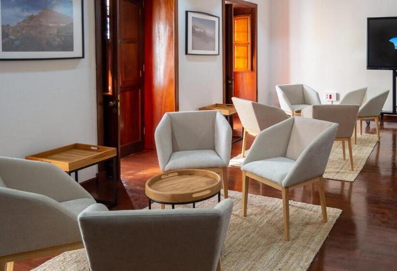 田舎風ホテル Escuela Rural Casa Los Herrera