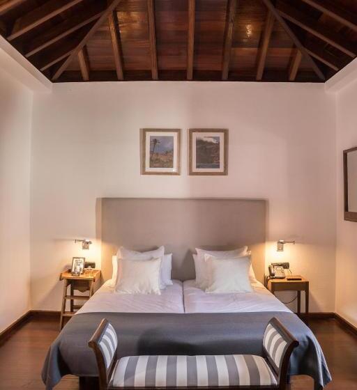 田舎風ホテル Escuela Rural Casa Los Herrera