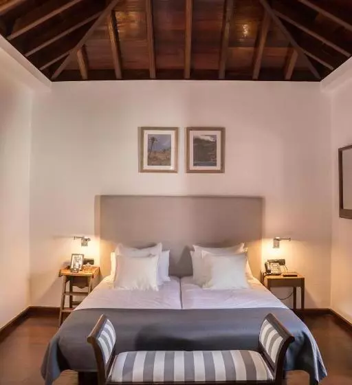 교외 호텔 Escuela Rural Casa Los Herrera