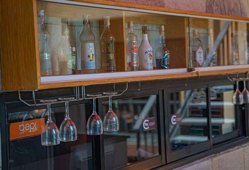 هتل The Cottage Suvarnabhumi