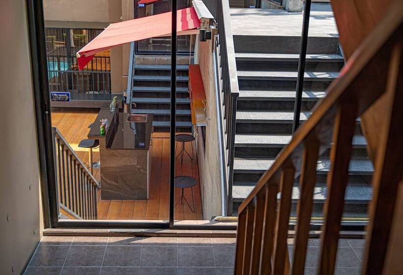 هتل The Cottage Suvarnabhumi