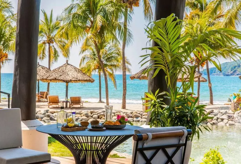 בית מלון כפרי Thompson Zihuatanejo, A Beach Resort, By Hyatt