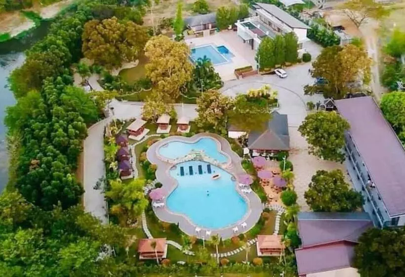 Floating Sanctuary Resort By Cocotel