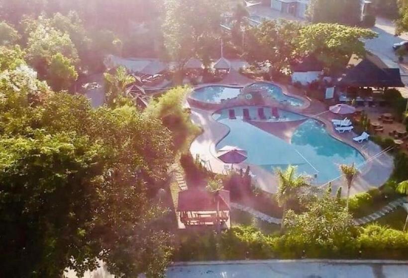 Floating Sanctuary Resort By Cocotel