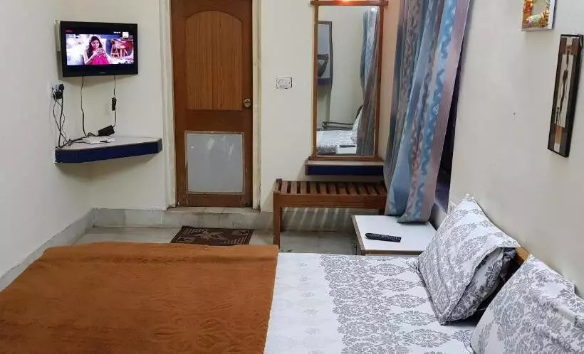 Hotelli Budget Stay Between The Hills