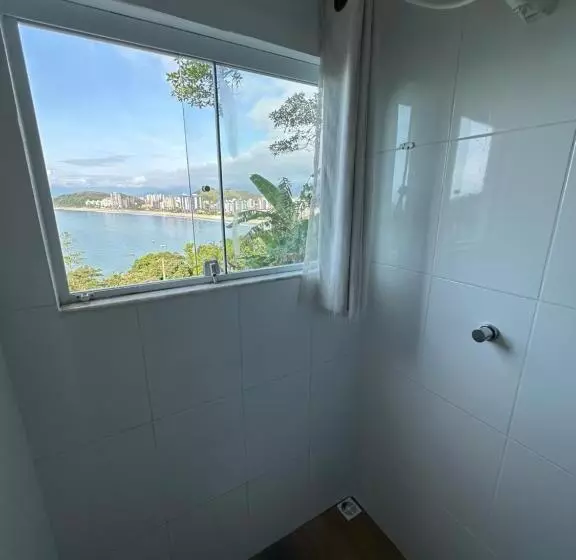 Majatalo Honey Moon   Vista Do Mar Na Cama