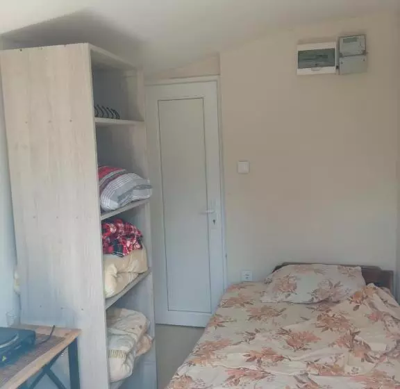پانسیون Monte Room