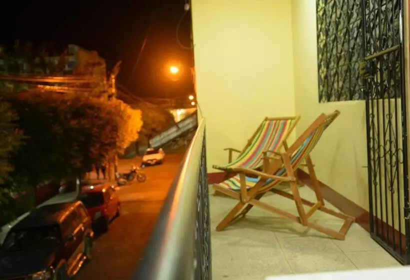 هاستل Hostal Fachente