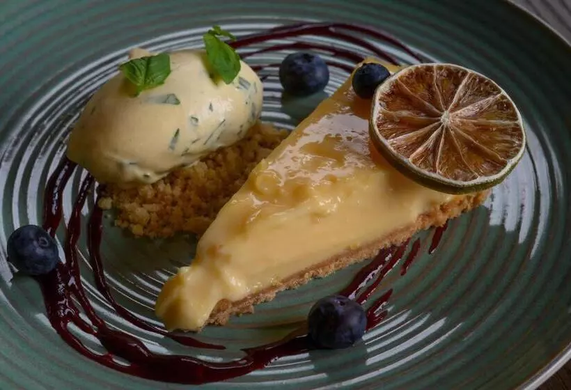 Aamiaismajoitus (B&B) Apát Panzió és étterem