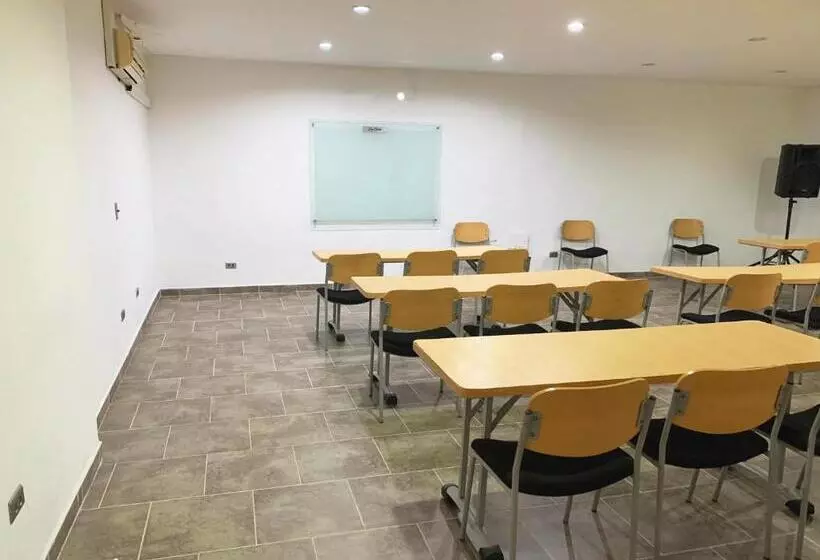 Hotelli Don David Sabana